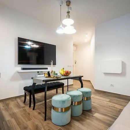Alga 5-star Boutique Steps From The Sea *