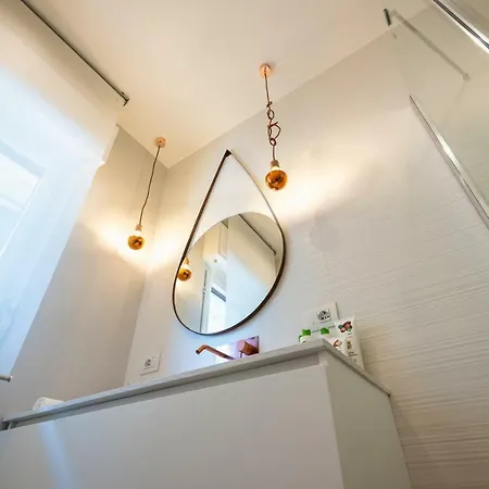 Alga 5-star Boutique Steps From The Sea アパート *