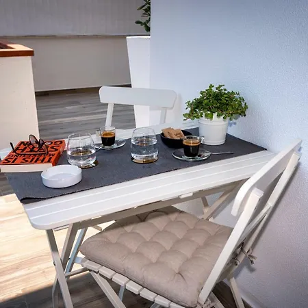 Alga 5-star Boutique Steps From The Sea Martinsicuro