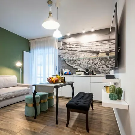 Apartment Alga 5-star Boutique Steps From The Sea