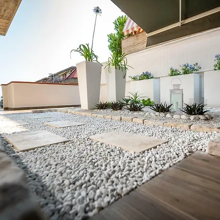 Apartment Alga 5-star Boutique Steps From The Sea Martinsicuro