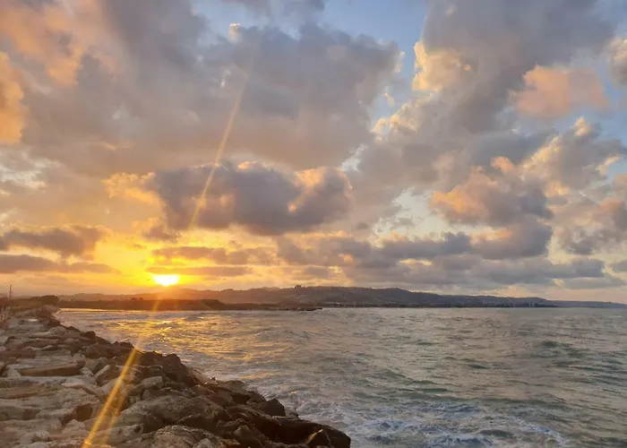 Alga 5-star Boutique Steps From The Sea Мартинсикуро