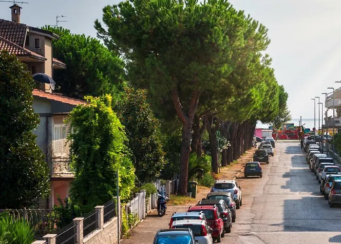 Alga 5-star Boutique Steps From The Sea Martinsicuro