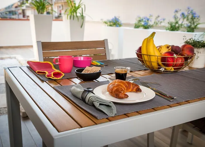 Alga 5-star Boutique Steps From The Sea Апартаменты Мартинсикуро