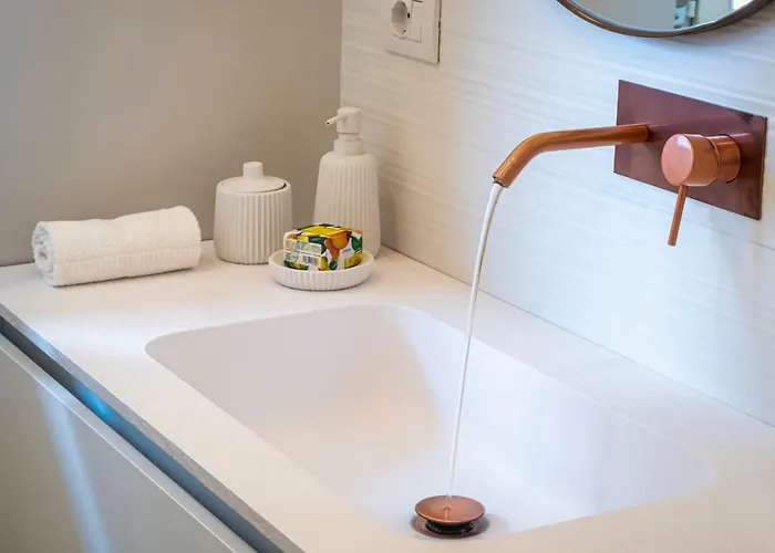 Alga 5-star Boutique Steps From The Sea Martinsicuro